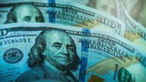 Lee más sobre el artículo El dólar blue sube a $ 227 y ya aumentó 10% en el mes