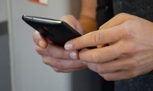 Lee más sobre el artículo El BBVA no pide que actualices su aplicación mediante un SMS: alertan de una nueva estafa