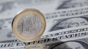 Lee más sobre el artículo El euro pierde los mínimos de los últimos 20 años frente al dólar