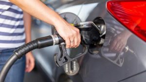 Lee más sobre el artículo Después de todo, ¿cuánto han bajado los precios del combustible?