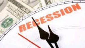 Lee más sobre el artículo “El miedo a una recesión comienza a calar hondo en el mercado”