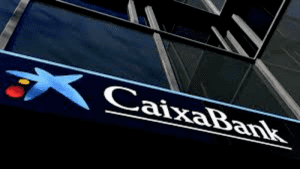 Lee más sobre el artículo Caixabank espera al nuevo euríbor y al impuesto de Sánchez