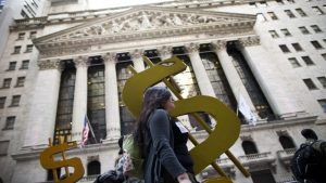 Lee más sobre el artículo Signo mixto en Wall Street con la vista puesta en los resultados y la Fed