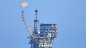 Lee más sobre el artículo El petróleo cae tras cerrar Rusia el oleoducto que bombea hacia tres países de Europa