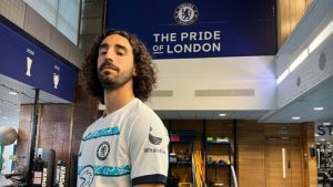 Lee más sobre el artículo ¡Oficial! El Chelsea anuncia el fichaje de Cucurella