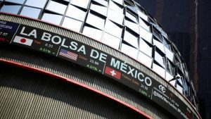 Lee más sobre el artículo El indicador de referencia de la bolsa mexicana cerró este 22 de agosto con pérdida de 0,94%