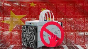 Lee más sobre el artículo Prohibición de China a la minería de Bitcoin favoreció el uso de energía renovable