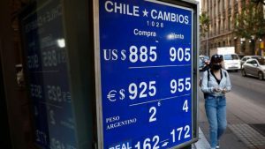 Lee más sobre el artículo Precio del dólar en Chile hoy, 16 de agosto