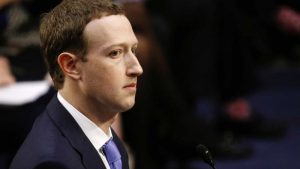 Lee más sobre el artículo “Parecías un robot”. Zuckerberg reacciona a los chistes de aspecto robótico