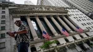 Lee más sobre el artículo Cierre de Wall Street: el S&P 500 cae un 0,7% y el Nasdaq, un 1,25% tras publicarse las actas de la Reserva Federal