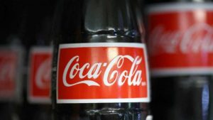 Lee más sobre el artículo Rusia se despide de Coca-Cola: Comienza la producción de ‘Dobry Cola’