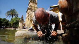 Lee más sobre el artículo Sanidad atribuye 2.176 muertes a las altas temperaturas