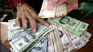 Lee más sobre el artículo EL precio del dólar estadounidense cotiza este domingo 04 de septiembre