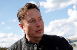 Lee más sobre el artículo Tesla lucha por subirse definitivamente por encima de la media de 200 sesiones