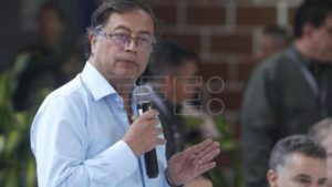 Lee más sobre el artículo El presidente de Colombia anuncia que subirá el precio de la gasolina