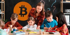 Lee más sobre el artículo El Salvador analiza reforma educativa para incluir Bitcoin