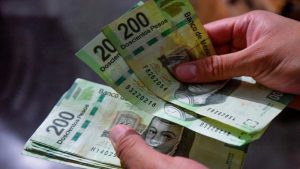 Lee más sobre el artículo Peso mexicano cae a peor nivel en tres semanas