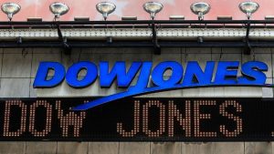 Lee más sobre el artículo El Dow Jones sube más de 800 puntos en un solo día; no ocurría desde junio