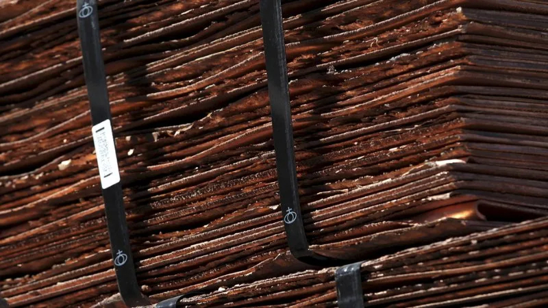 cobre en la mina de cobre a cielo abierto de Chuquicamata, propiedad de la empresa estatal chilena Codelco, cerca de la ciudad de Calama