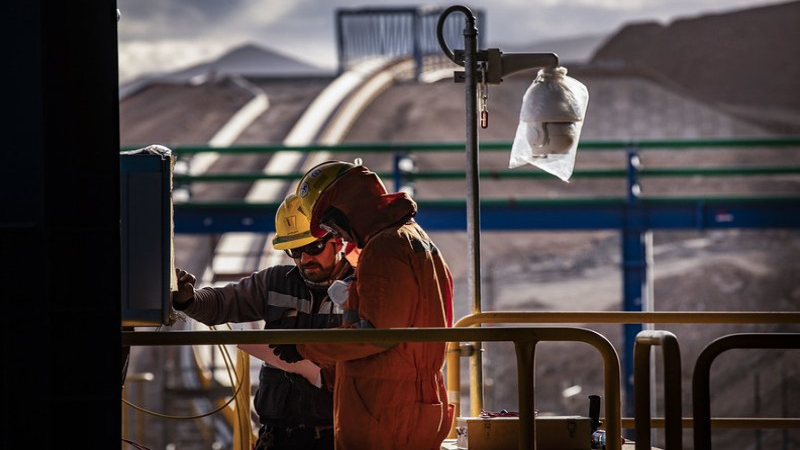 Codelco ha tenido problemas este año, con la producción de cobre cayendo un 10% entre enero y septiembre.