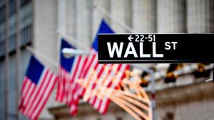 Lee más sobre el artículo Wall Street cierra en alza por alza de bancos tras apoyo a First Republic