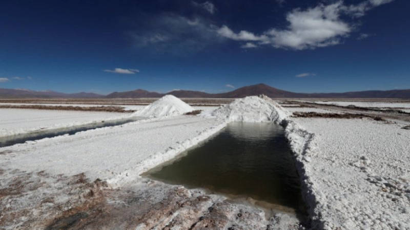 México planea construir cinco grandes plantas solares