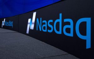 Lee más sobre el artículo ¿Hombro-cabeza-hombro invertido en el Nasdaq?