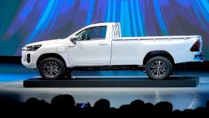 Lee más sobre el artículo Toyota muestra su primera camioneta eléctrica de batería