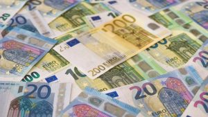 Lee más sobre el artículo El euro recupera posiciones y supera de nuevo los 1.08 dólares