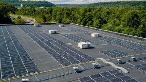 Lee más sobre el artículo The Home Depot instala paneles solares en los tejados de sus tiendas