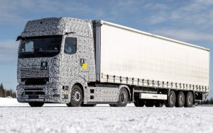 Lee más sobre el artículo Daimler Truck prueba en Finlandia camiones eléctricos