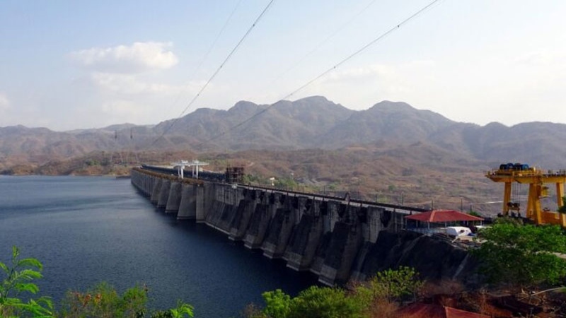 Central hidroeléctrica Sardar Sarovar, en la India.