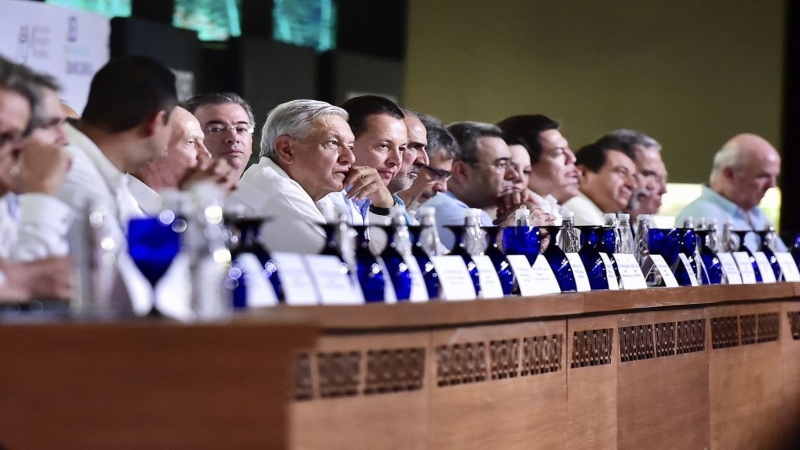 El país ha sido el último en Latinoamérica en recuperar el PIB previo a la pandemia y su ingreso per cápita ha retrocedido en ocho años. Sus banqueros se reúnen esta semana para hablar del panorama