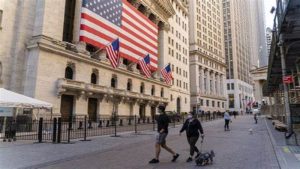 Lee más sobre el artículo Wall Street cierra dispar como tras alza del petróleo