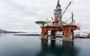 Lee más sobre el artículo Noruega acelerará las perforaciones de petróleo y gas en el Ártico