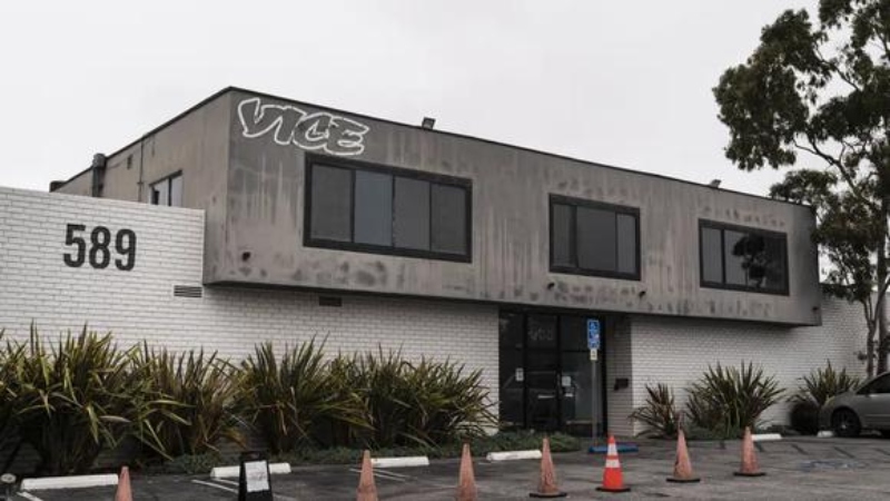 El edificio de oficinas de Vice Media en Los Ángeles, el lunes 15 de mayo de 2023. Vice Media está solicitando la protección por bancarrota del Capítulo 11, la última compañía de medios digitales en tambalearse después de un ascenso meteórico.