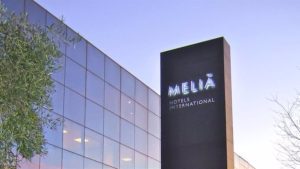 Lee más sobre el artículo Meliá Hotels se desploma y ataca niveles clave de soporte