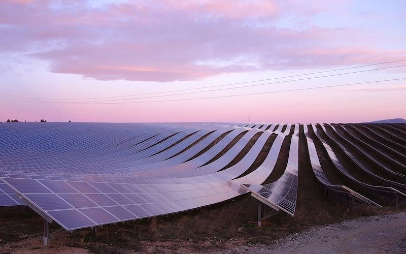 Hay más de 100 megavatios de paneles solares por cada 100.000 residentes holandeses