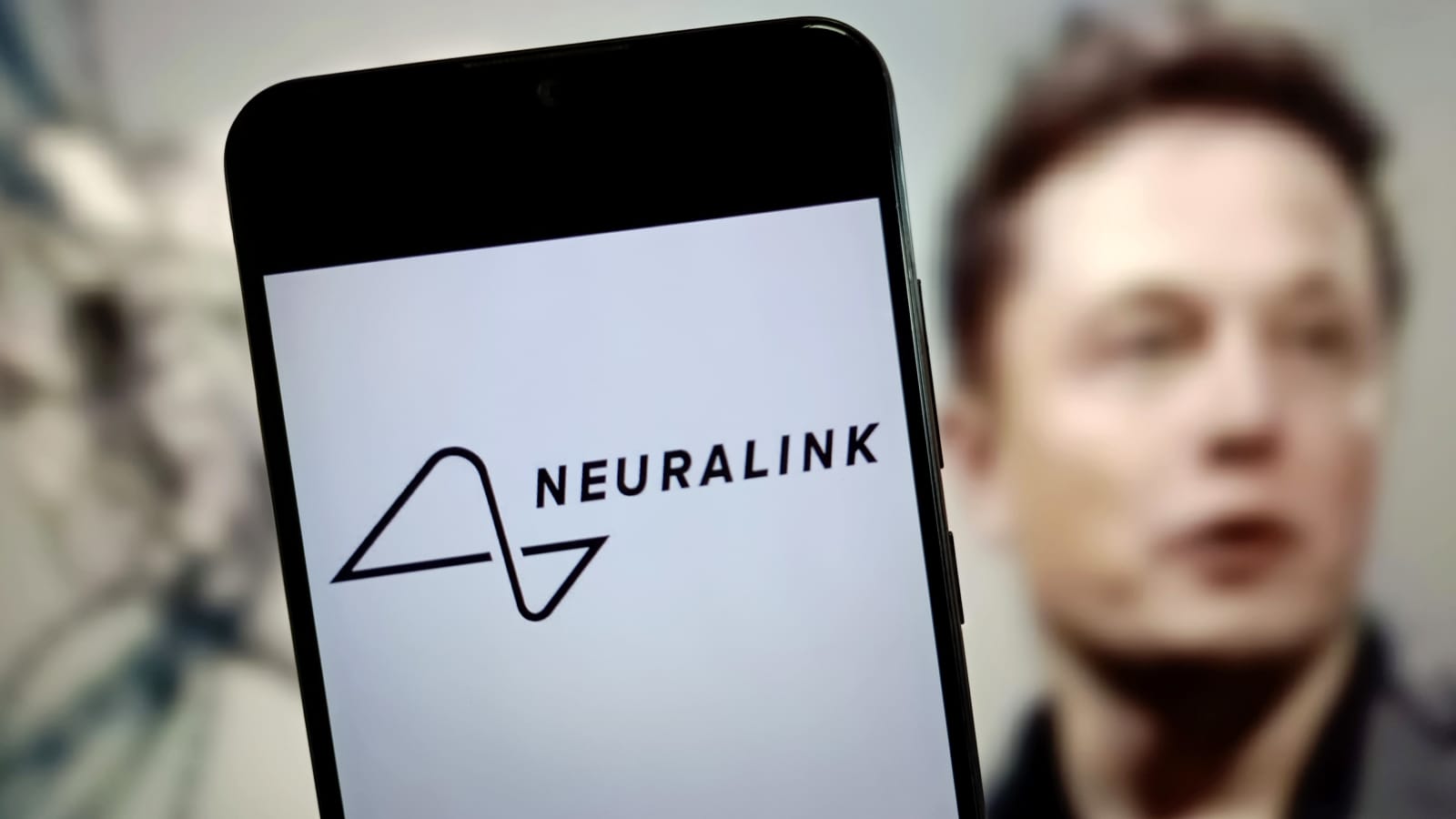 Neuralink Avanza en la Comunicación Cerebro-Computadora